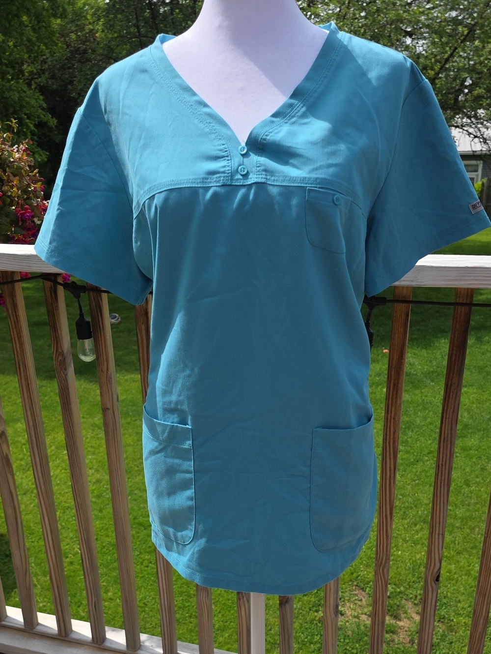Greys Anatomy Poly Blend Scrub Top. L